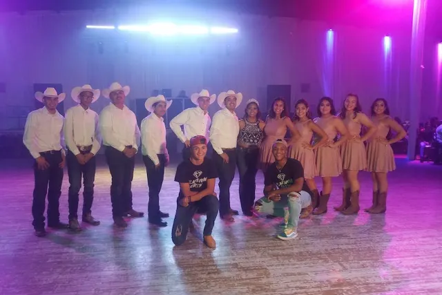 la joya xv choreography 