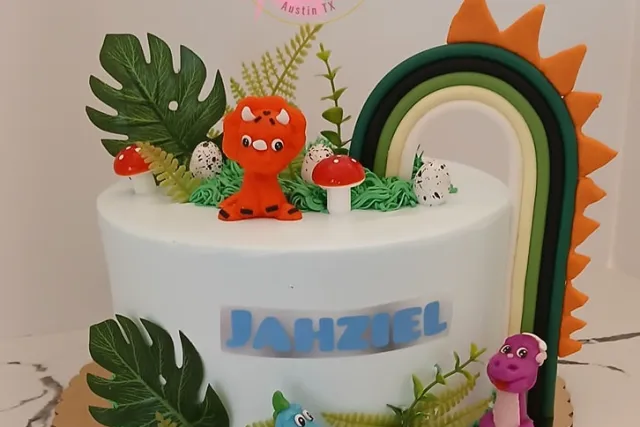 dinosaur birthday cake